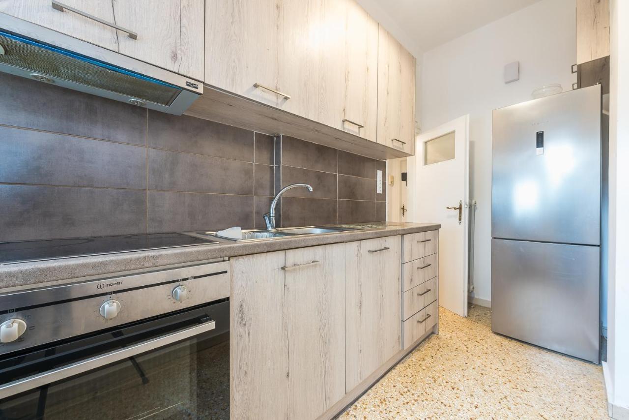 Victoria Sun Apartments Афіни Екстер'єр фото